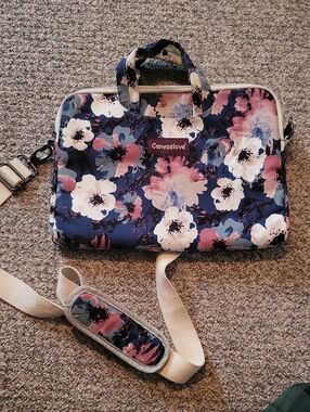 Canvaslove Floral Computer Bag with Removable Strap